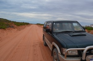 Dirt road to Gnaraloo